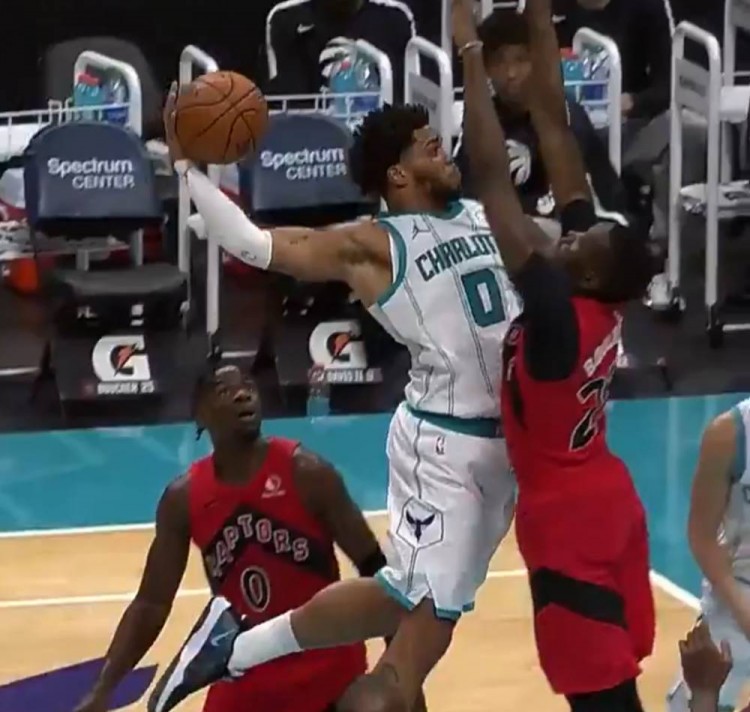 她的球技不 她的球技不