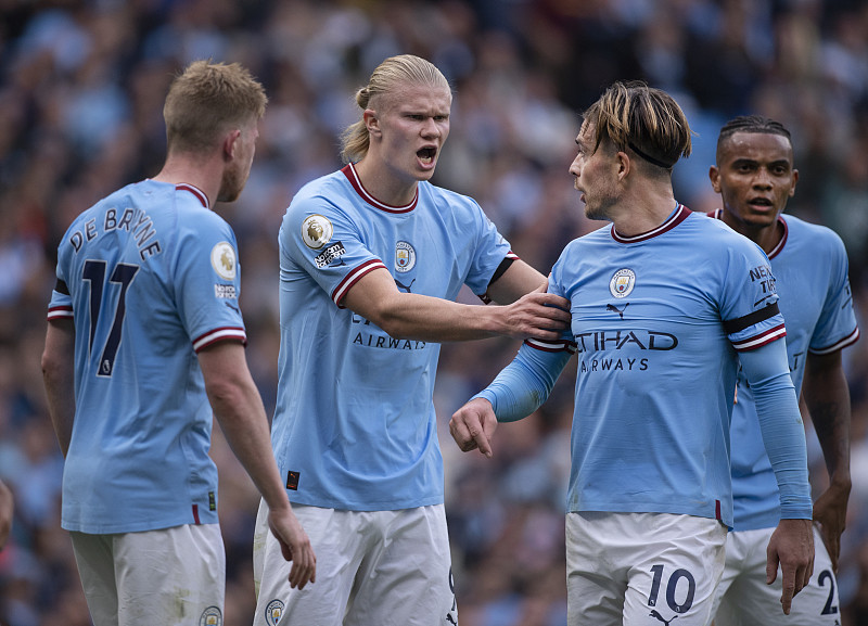 等俱乐部在 等俱乐部在