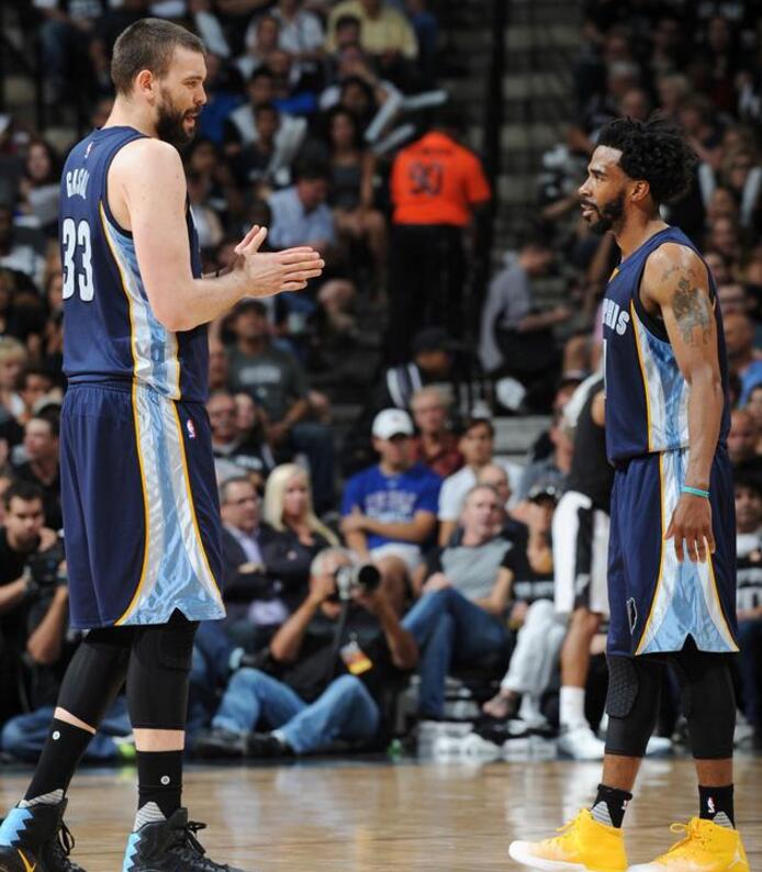 记者：滕哈格已向勒沃库森请求留任，俱乐部目前暂无解雇计划