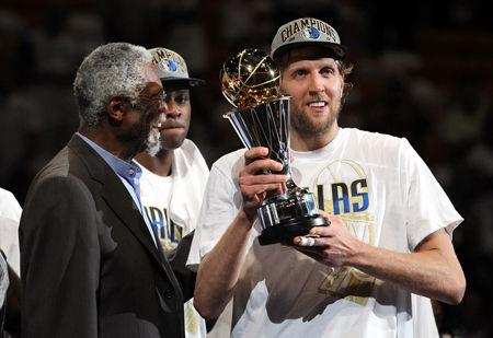 彰显了一名 彰显了一名